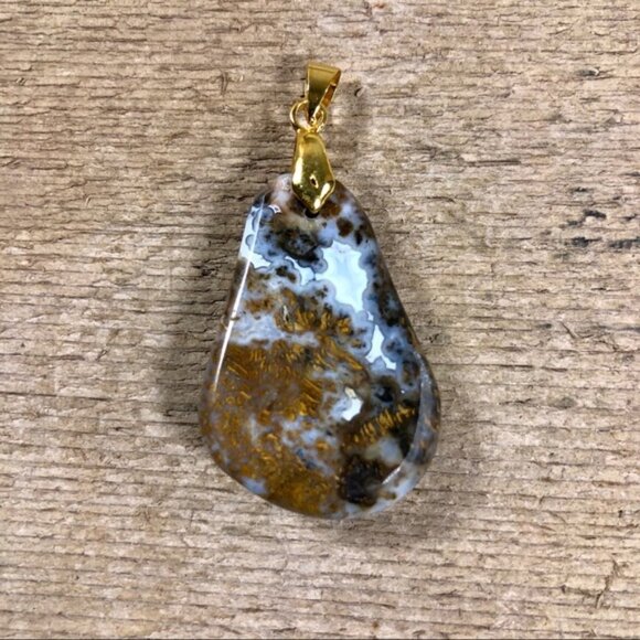 Crazy Lace Agate Free-Form Necklace Pendant - Picture 2 of 4